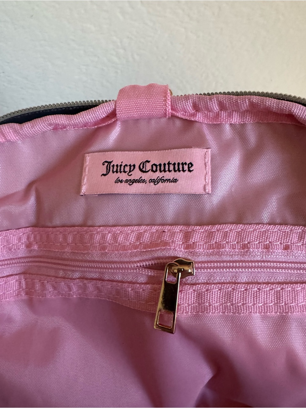 Juicy Couture Black Rhinestone Logo Velvet Cosmetic Case with Gold Zippers - Picture 8 of 9